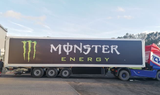 Werbeplane Monster Energy München
