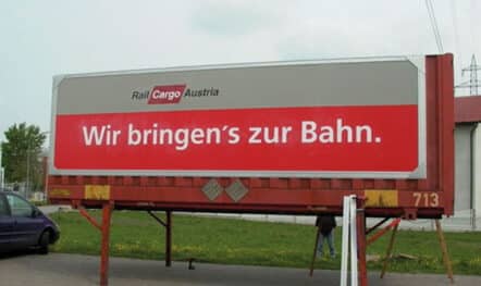 Werbewand für RailCargo in Wien