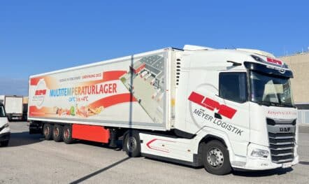 LKW Werbung für Meyer Logistik